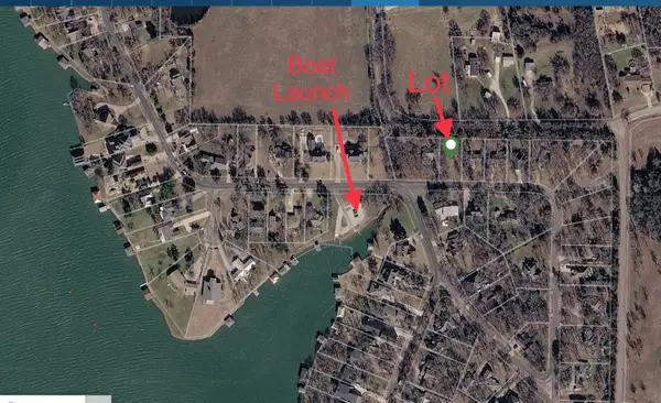 331 Comanche Drive, Lake Kiowa, TX 76240