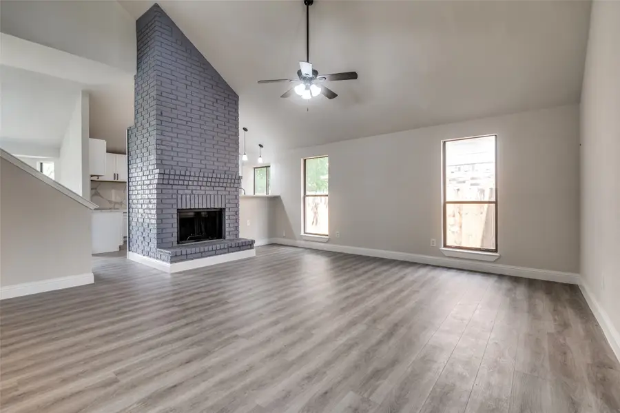 829 Foxridge Drive, Arlington, TX 76017 - #3