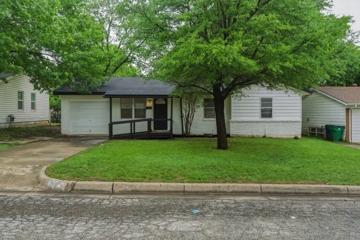 3937 Woodlane Avenue, Haltom City, TX 76117 - #1