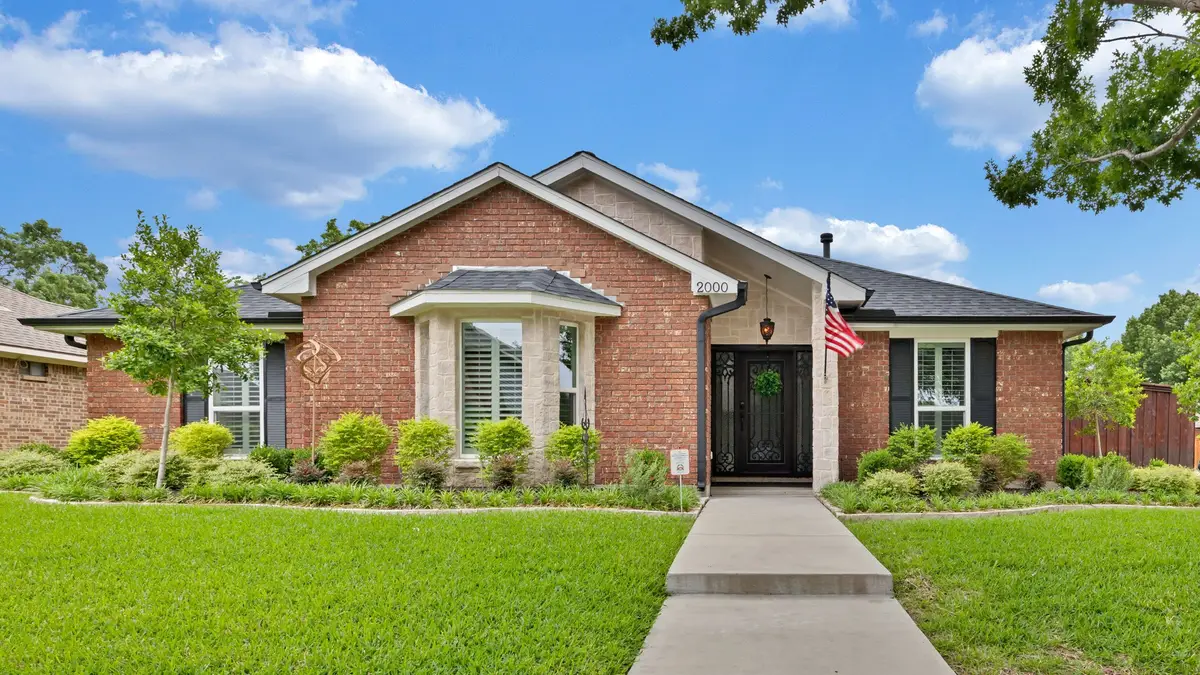 2000 Lavaca, Carrollton, TX 75010 - #1