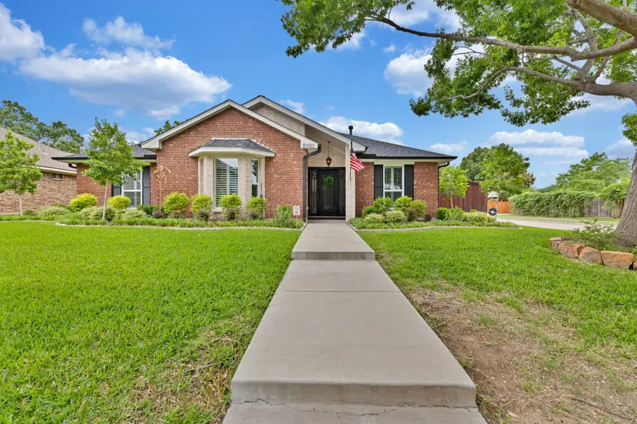 2000 Lavaca, Carrollton, TX 75010 - #2