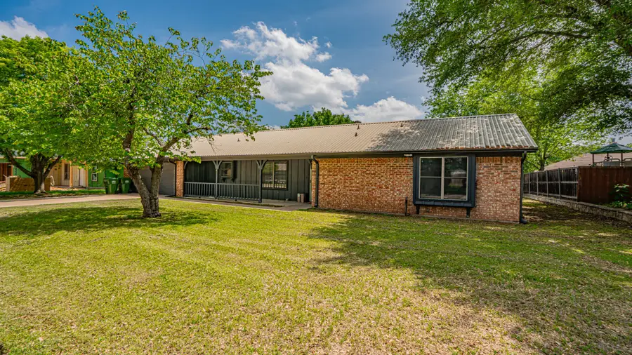 113 Wheeler Street, Glen Rose, TX 76043 - #3