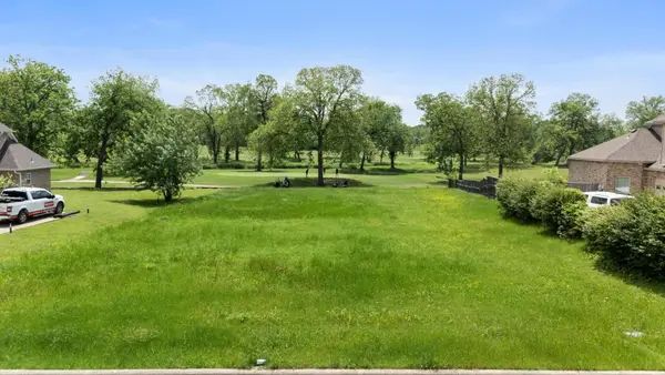 1204 Pioneer Trail, Bonham, TX 75418