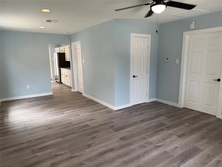 2724 Gurley Avenue, Waco, TX 76711 - #3