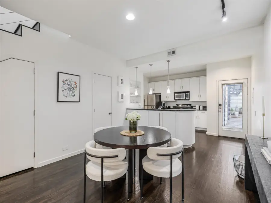 4242 Buena Vista Street #21, Dallas, TX 75205 - #3