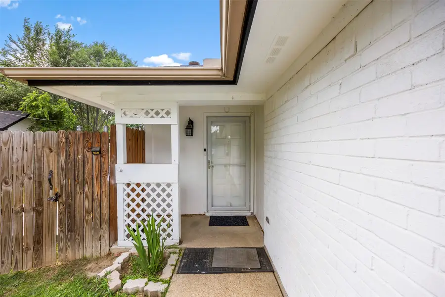 6485 Central Avenue, North Richland Hills, TX 76182 - #2