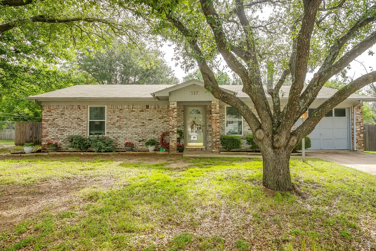 517 Post Oak Lane, Burleson, TX 76028 - #1