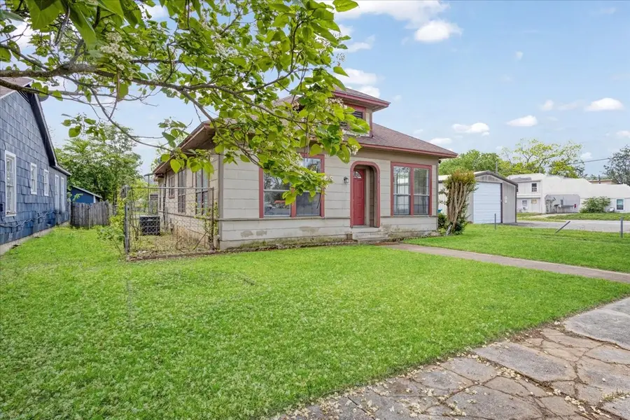 726 West Texas, Denison, TX 75020 - #3
