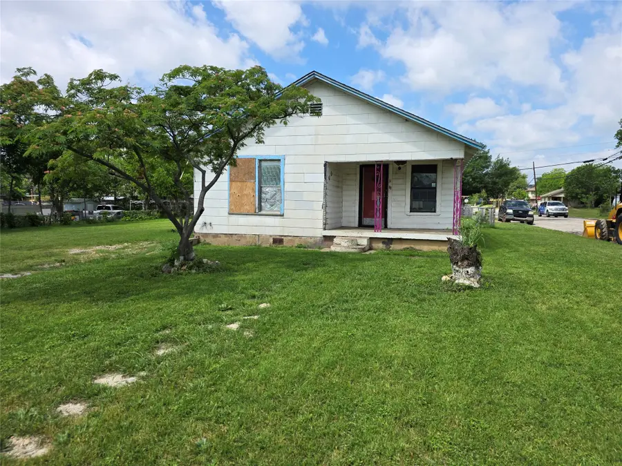 3700 S Main Street, Fort Worth, TX 76110 - #2