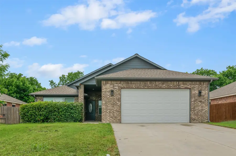 1100 Primrose Drive, Sanger, TX 76266 - #2