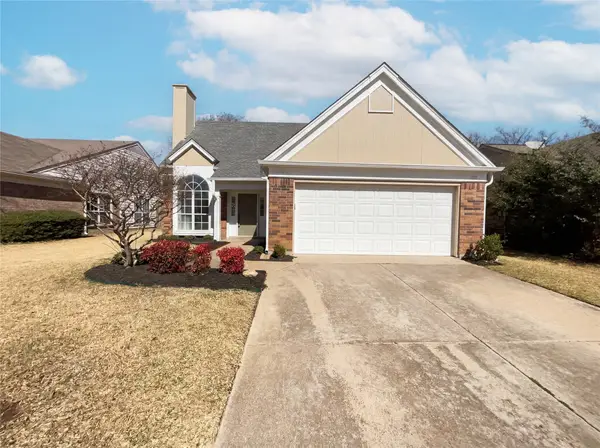 2516 Dahlia Drive, Fort Worth, TX 76123