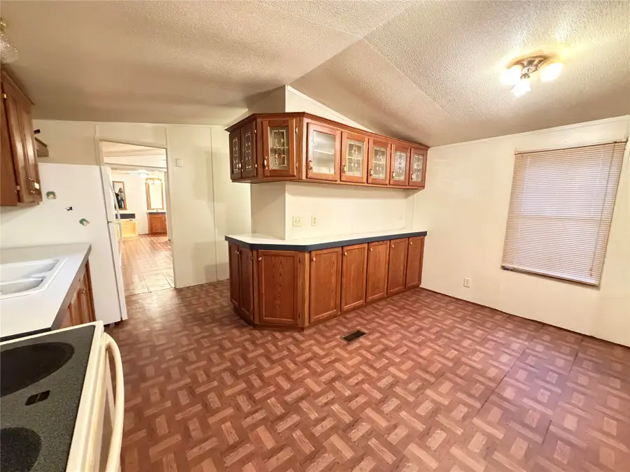 611 Star Street, Denison, TX 75020 - #2