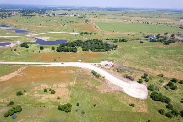 320 Torreon Drive, Fort Worth, TX 76108