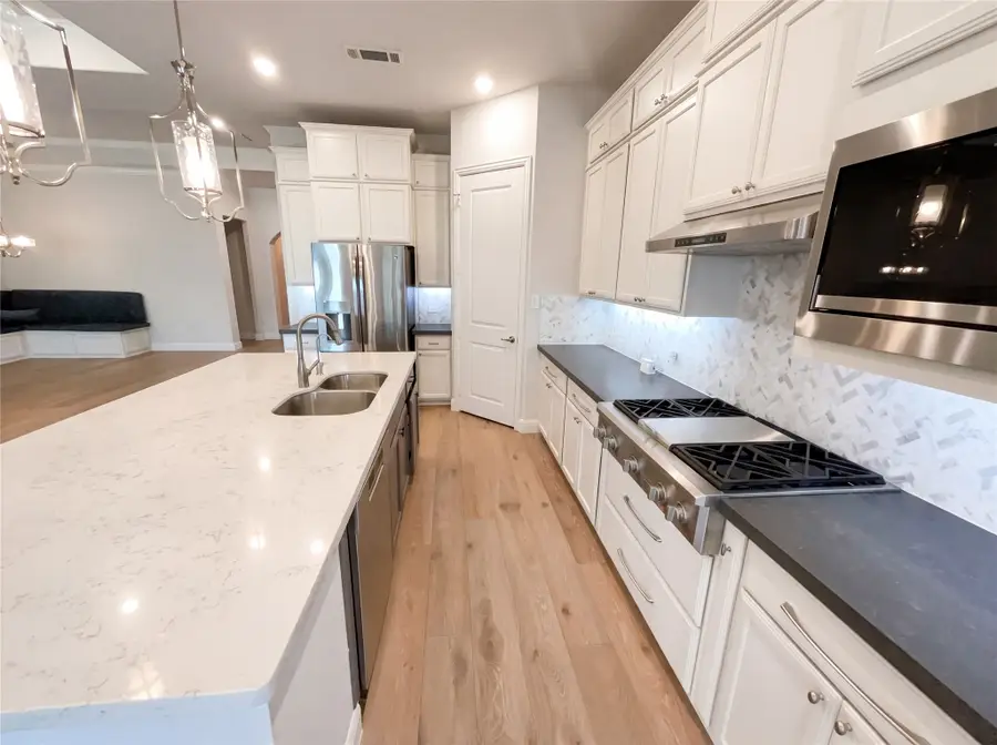 2712 Waterford, The Colony, TX 75056 - #3