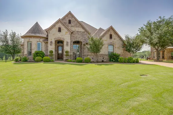 2401 Eagle Narrows Court, Fort Worth, TX 76179