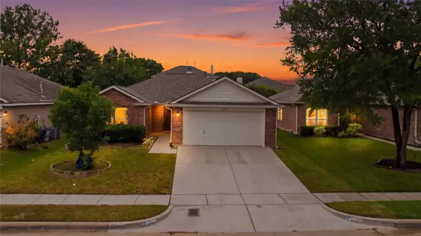 8413 Horse Whisper Lane, Fort Worth, TX 76131