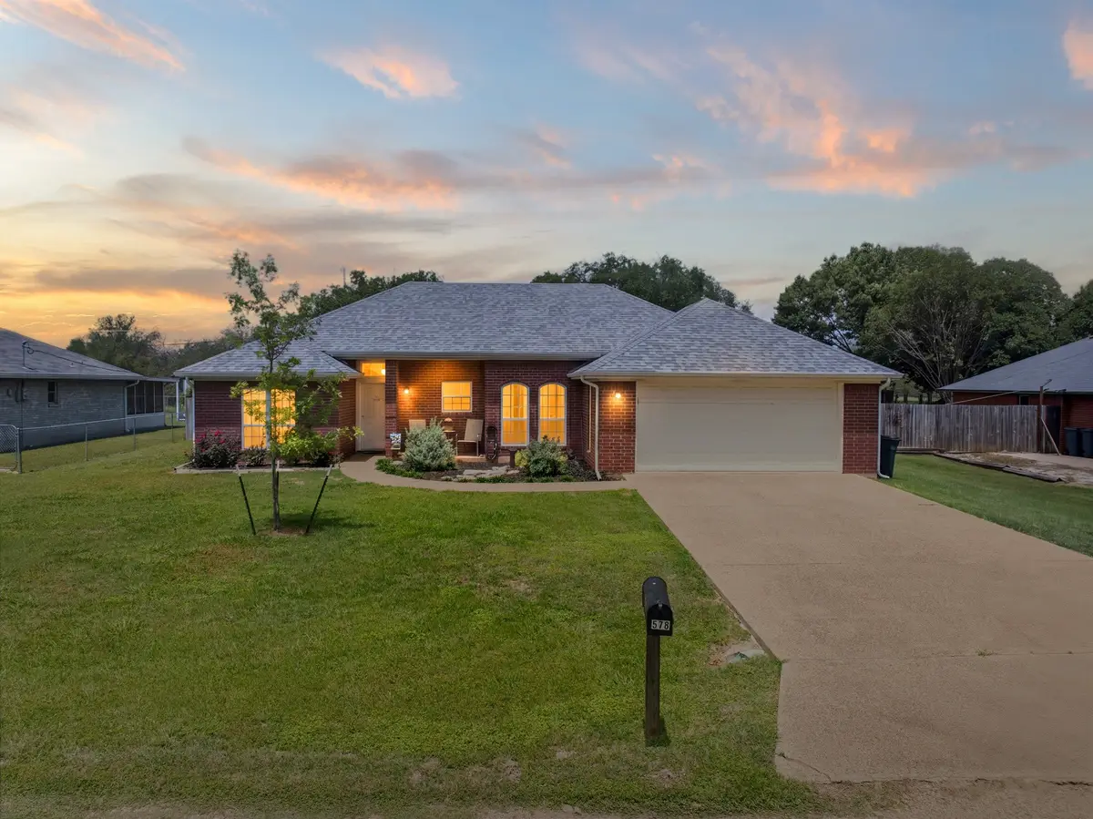578 Elmwood Drive, Woodway, TX 76712 - #1