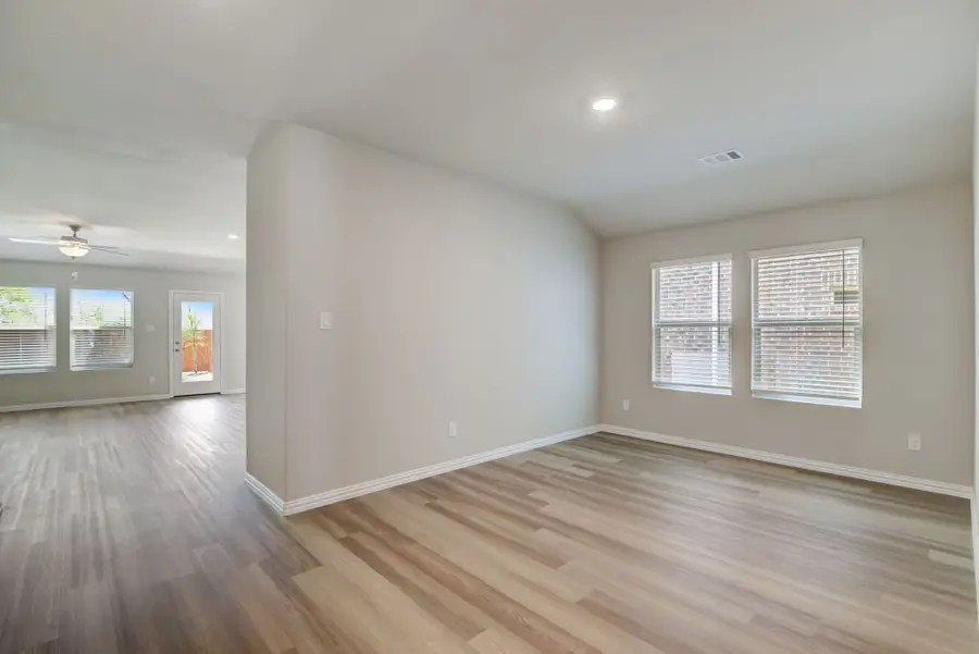 215 Teton Street, Greenville, TX 75402 - #3