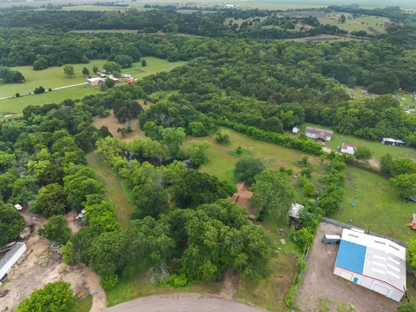 304 Summerall Lane, Red Oak, TX 75154