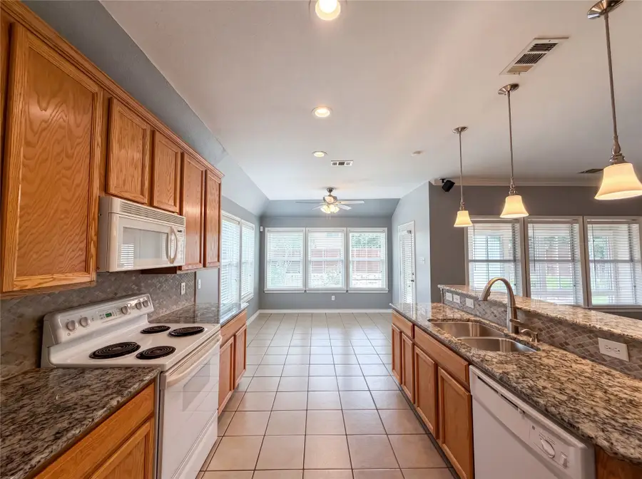 2805 Hereford Road, Denton, TX 76210 - #2