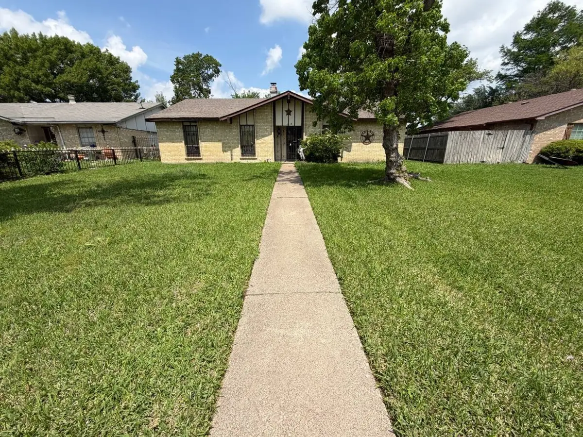 317 Long Shadow Lane, Mesquite, TX 75149 - #1