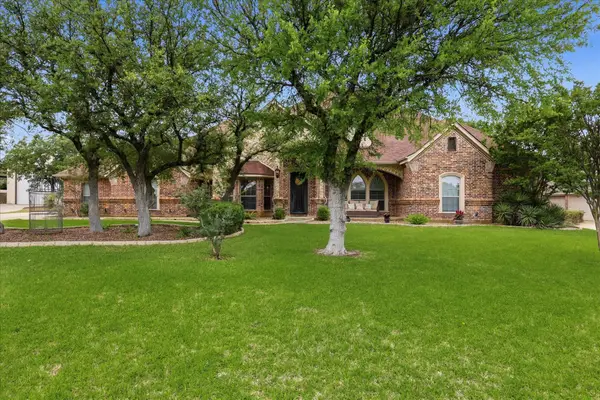 150 Blacktail Lane, Azle, TX 76020