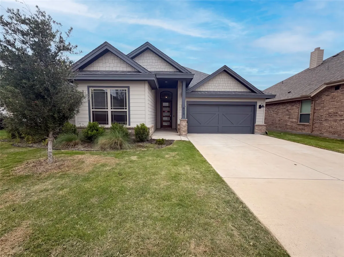 612 Wood Brook Lane, Burleson, TX 76028 - #1