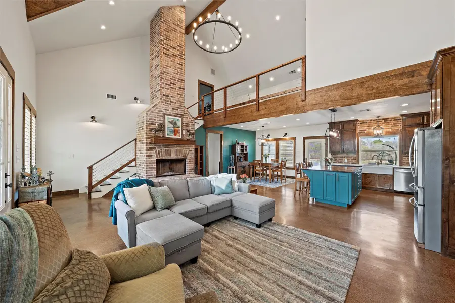 399 Satin Rd, Chilton, TX 76632 - #3