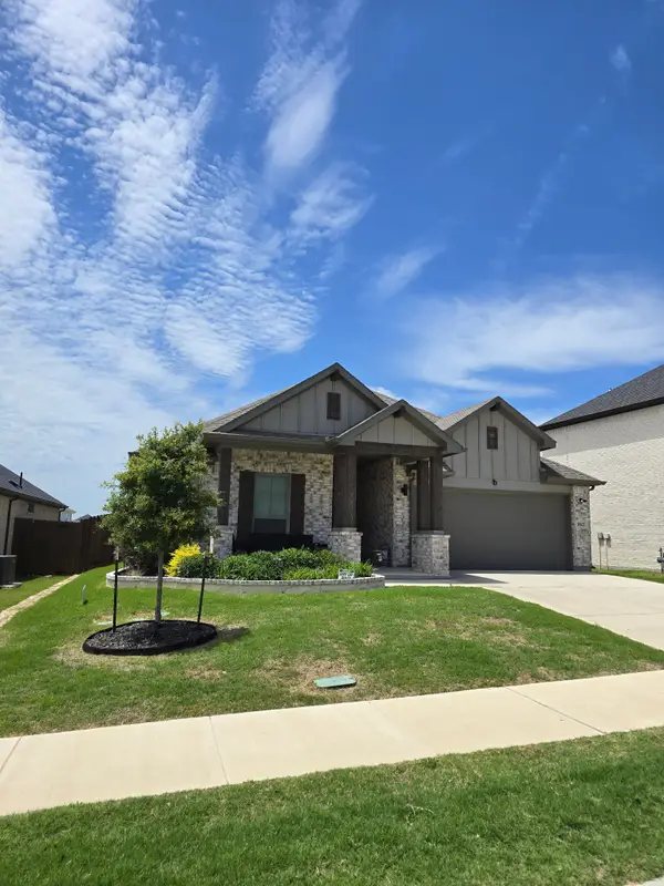 10629 Tuxinaw Trail, Fort Worth, TX 76179