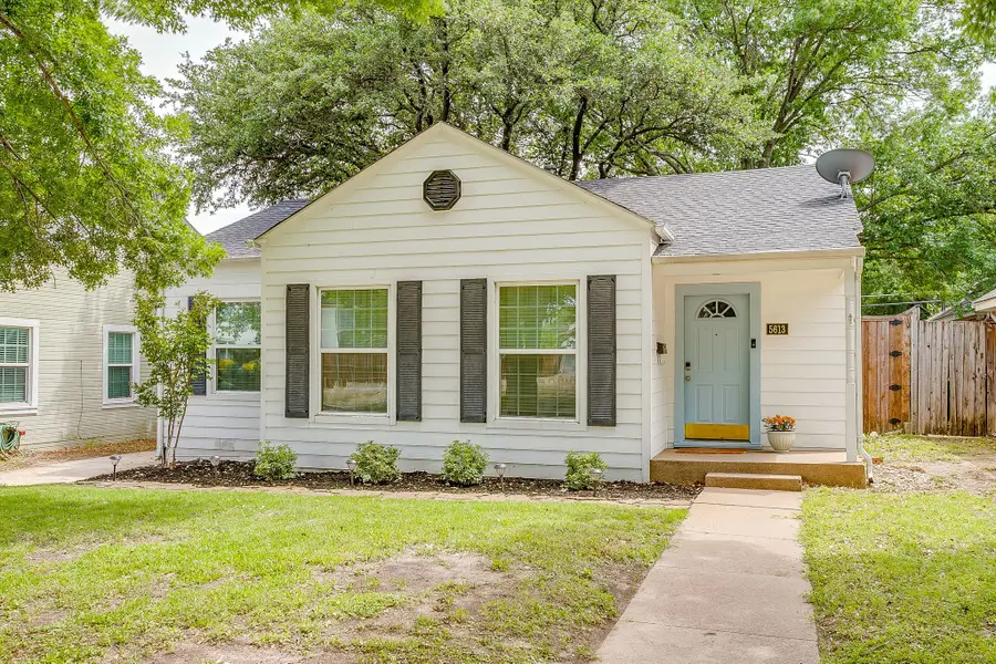 5613 Pershing Avenue, Fort Worth, TX 76107 - #2