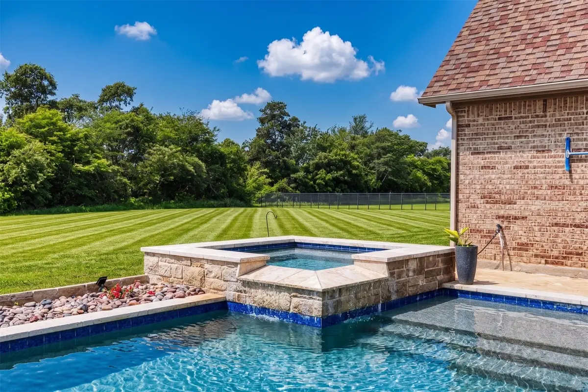 30 Laura Circle, Gunter, TX 75058 - #1