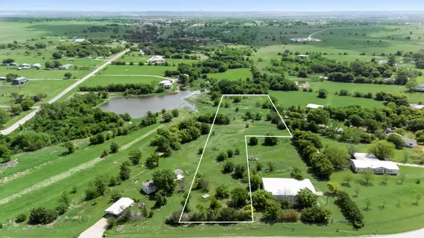 9918 First Street, Joshua, TX 76058