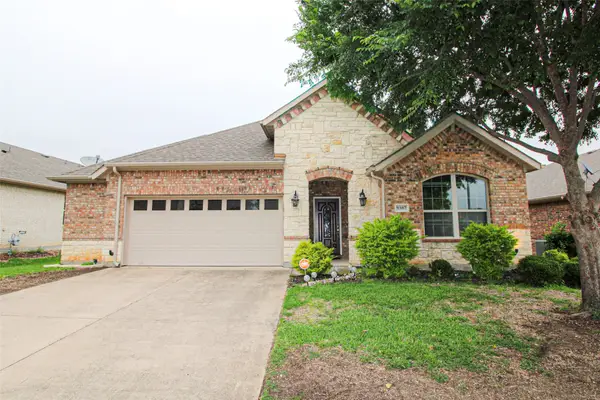 9307 Water Oak Court, Arlington, TX 76002