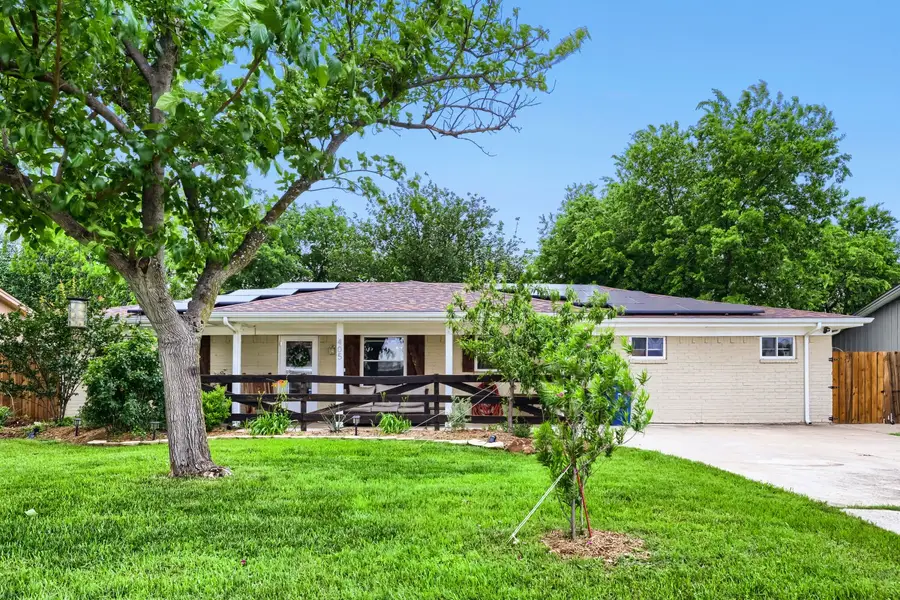 405 College Avenue, Keller, TX 76248 - #2