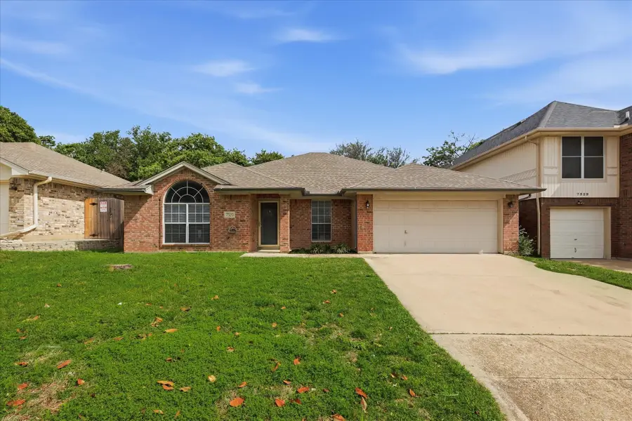 7525 Arbor Park Drive, Fort Worth, TX 76120 - #3