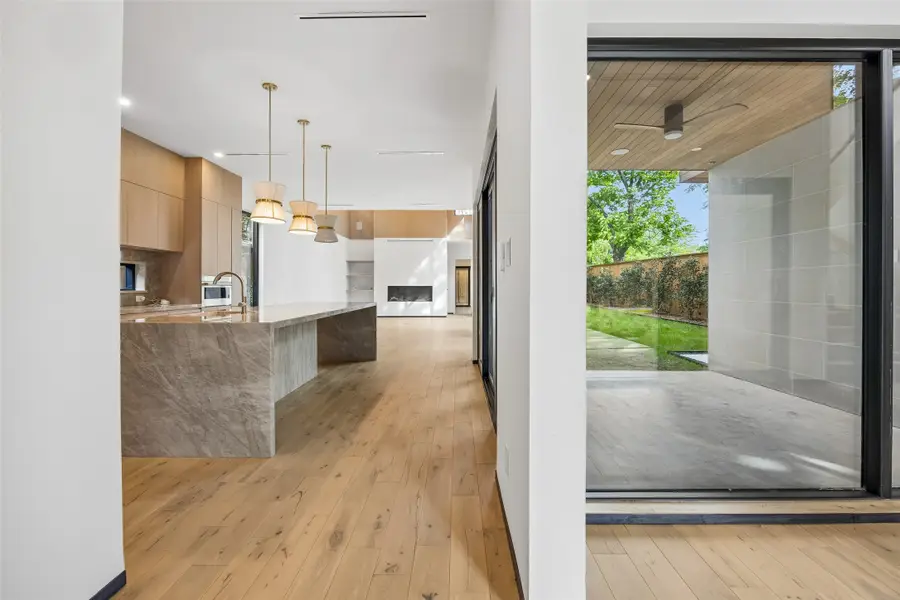 8915 San Benito Way, Dallas, TX 75218 - #2