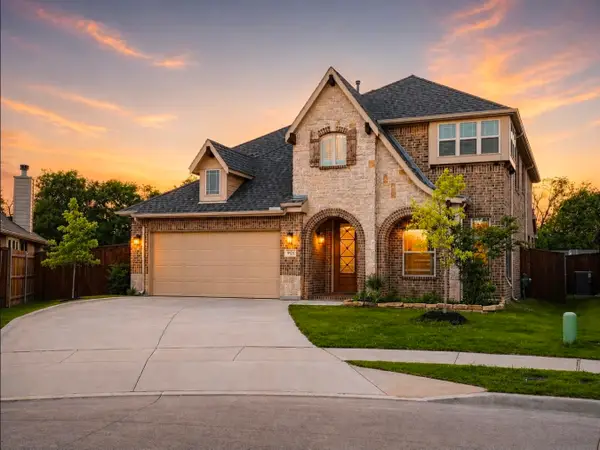 9121 Desert Flora Drive, Fort Worth, TX 76131