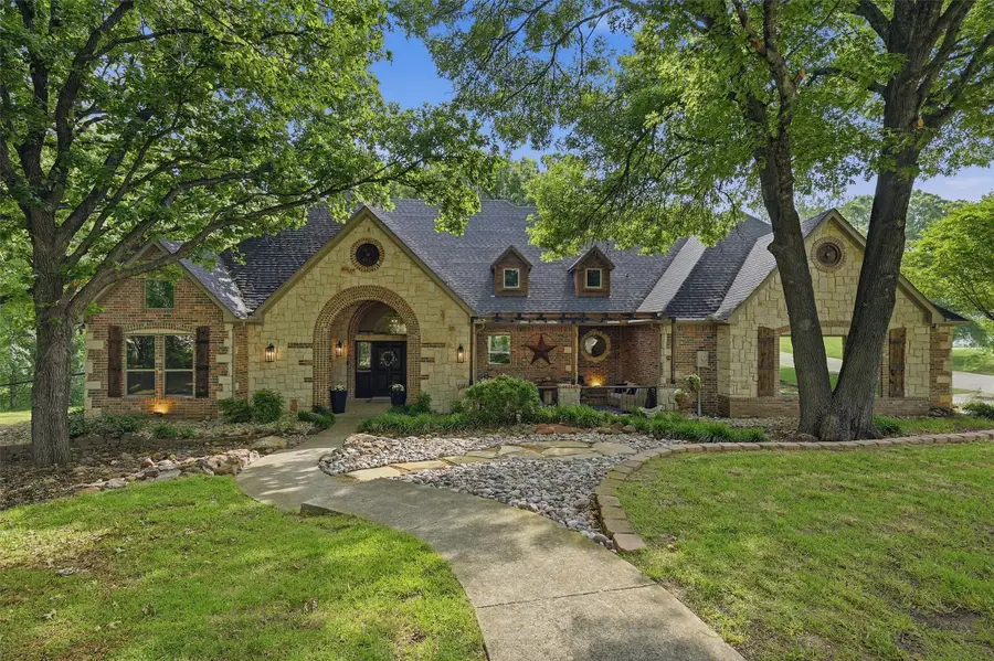 31 Forest Hills Circle, Gunter, TX 75058 - #2