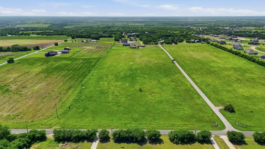 232 La Buena Vida Drive, Gunter, TX 75058 - #2