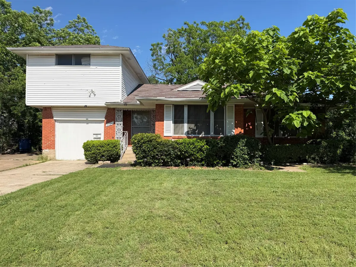 2104 Utica Drive, Dallas, TX 75227 - #1