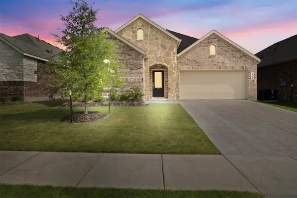 1704 Rubber Fig Lane, McKinney, TX 75071