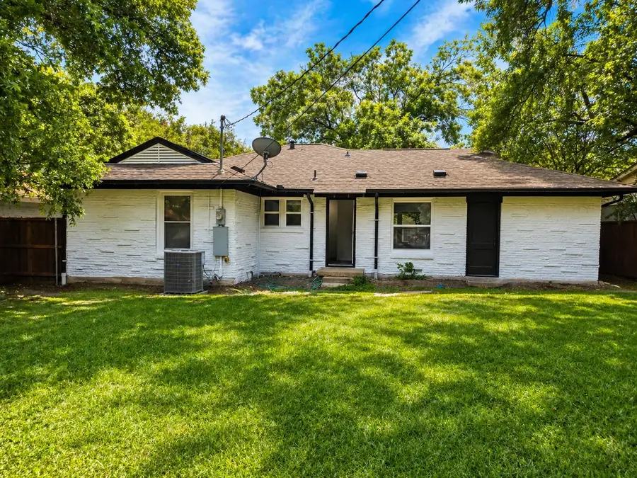 3217 Santa Teresa Avenue, Dallas, TX 75228 - #3