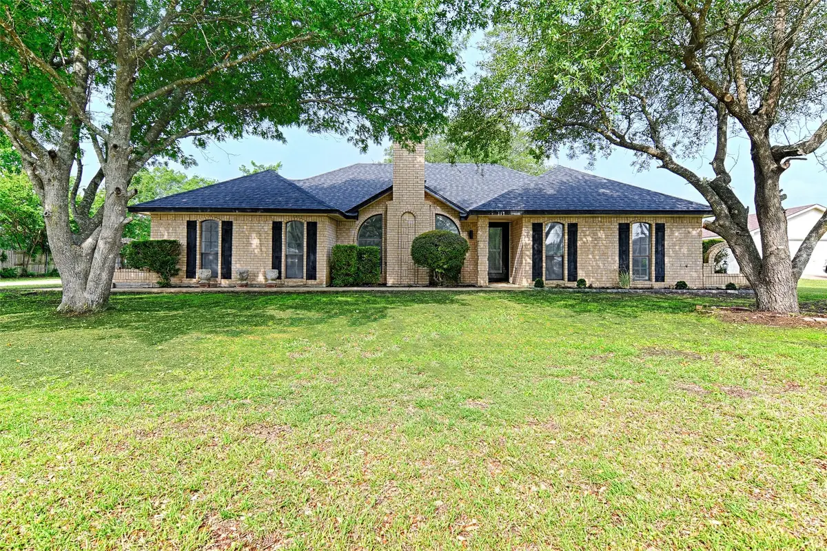 117 Lassetter Drive, Red Oak, TX 75154 - #1