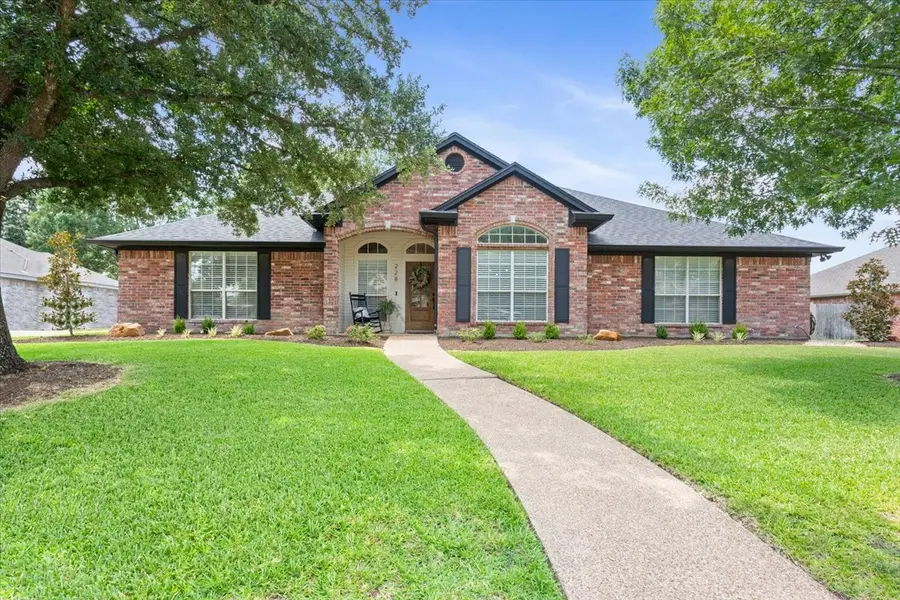 228 Greystone Drive, Hewitt, TX 76643 - #3