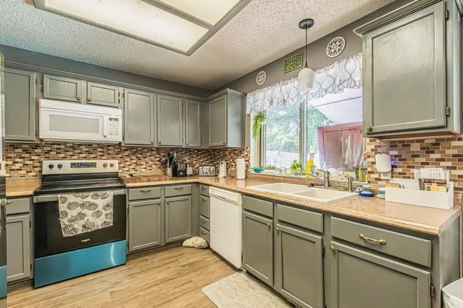 2110 Cold Springs Drive, Arlington, TX 76017 - #3