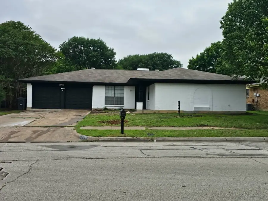 2908 Legend Road, Arlington, TX 76014 - #2