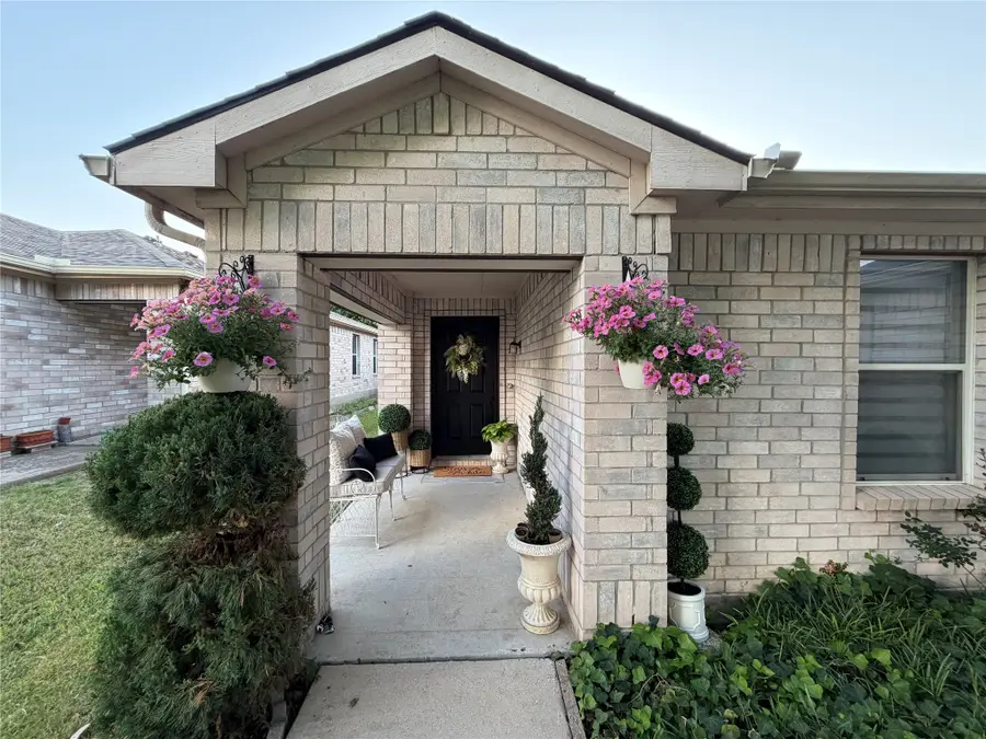 1632 Crown Point Drive, Little Elm, TX 75036 - #2