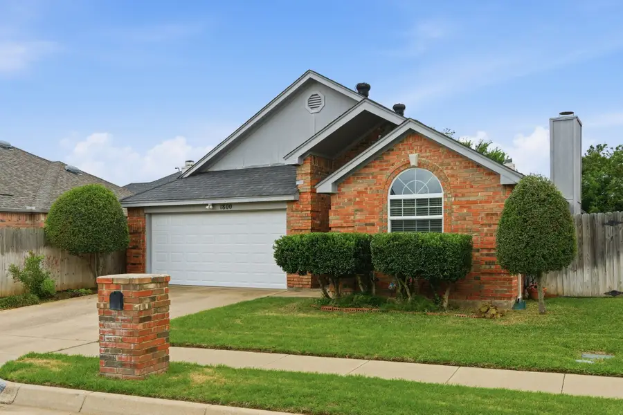 1800 Pine Ridge Drive, Bedford, TX 76021 - #2