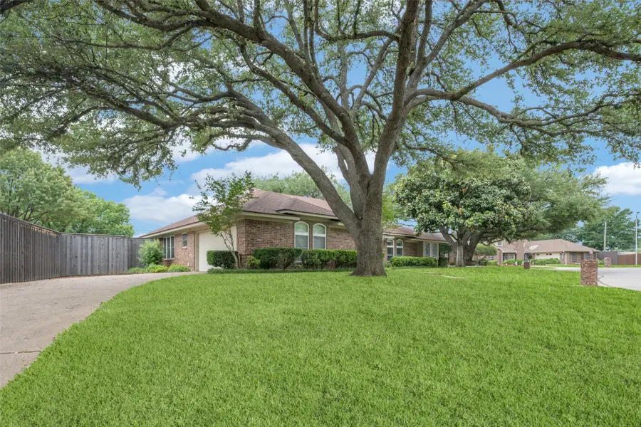 3814 Danbury Drive, Arlington, TX 76016 - #2