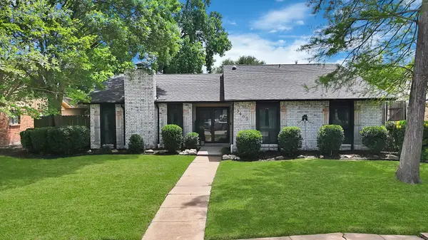 3402 Scott Drive, Rowlett, TX 75088